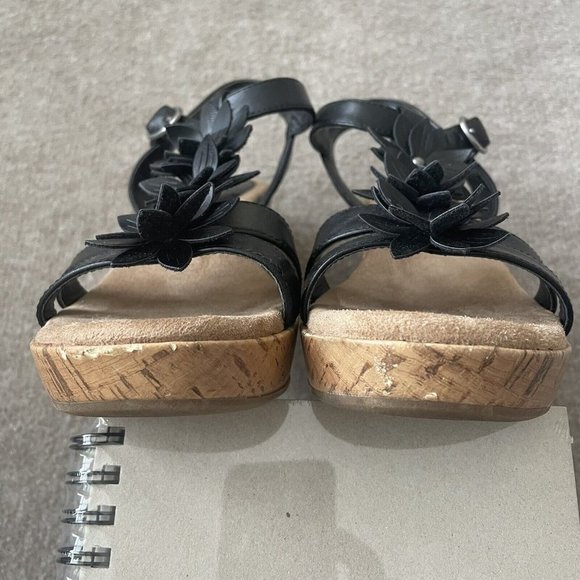 Wear Ever Sandals Womens 7.5 Black Faux Leather Floral Wedge Buckle 3" Heel - Picture 10 of 15